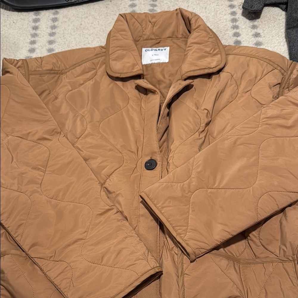 Old Navy Men's Tan Quilted Puffer Jacket